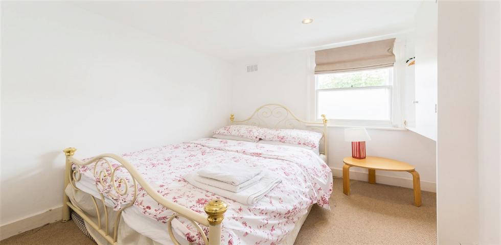 Suitable For Sharers Netherall Gardens, Hampstead